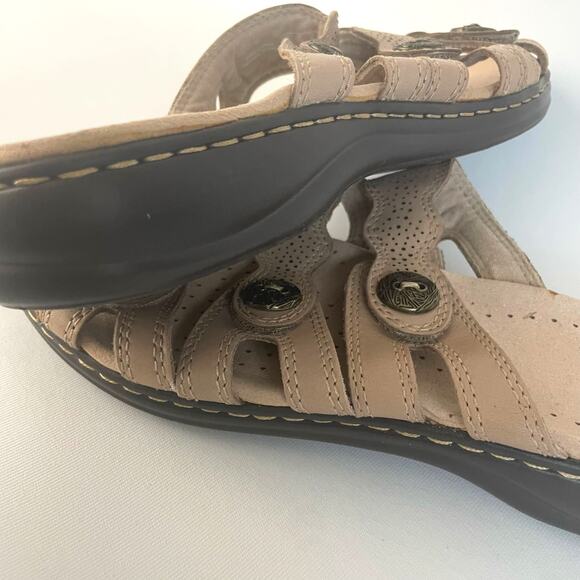 Clarks Ultimate ComfortCollection Tan Leather Slide Adjustable Sandals US 9.5 - Picture 5 of 10